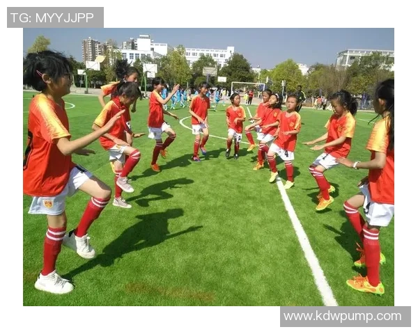 精彩绝伦的美女足球明星比赛集锦视频欣赏让你领略足球魅力与风采